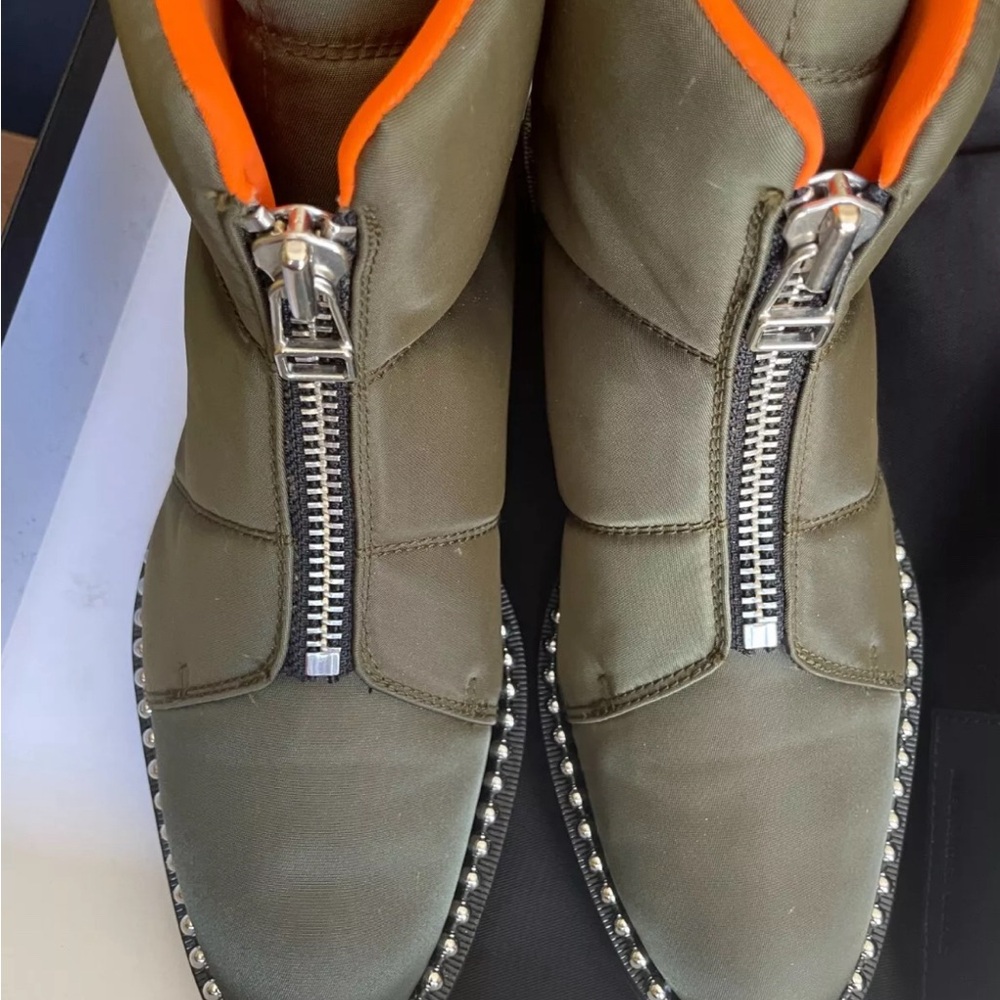 ALEXANDER WANG NYLON COOPER BOOTS 38.5 -ARMY GREEN- WORN ONCE GREAT CONDITION - Picture 6 of 8